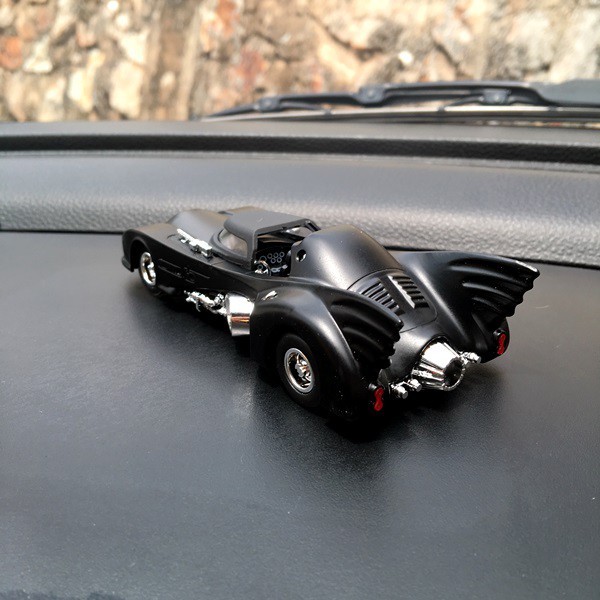 Parfume Pewangi Pengharum Mobil Parfum Pajangan Miniatur Mobil BATMOBILE SUPER CAR BATMAN