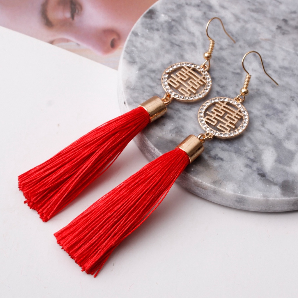 Model gaya Cina gaya retro meriah rumbai anting-anting double happiness panjang anting-anting keprib