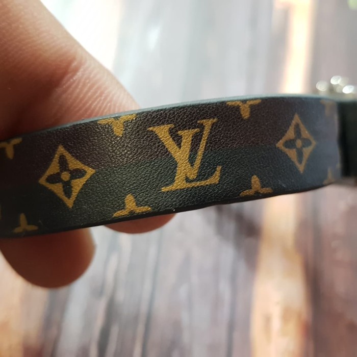 gelang fashin pria atau wanita lv louis vuitton rose gold mewah