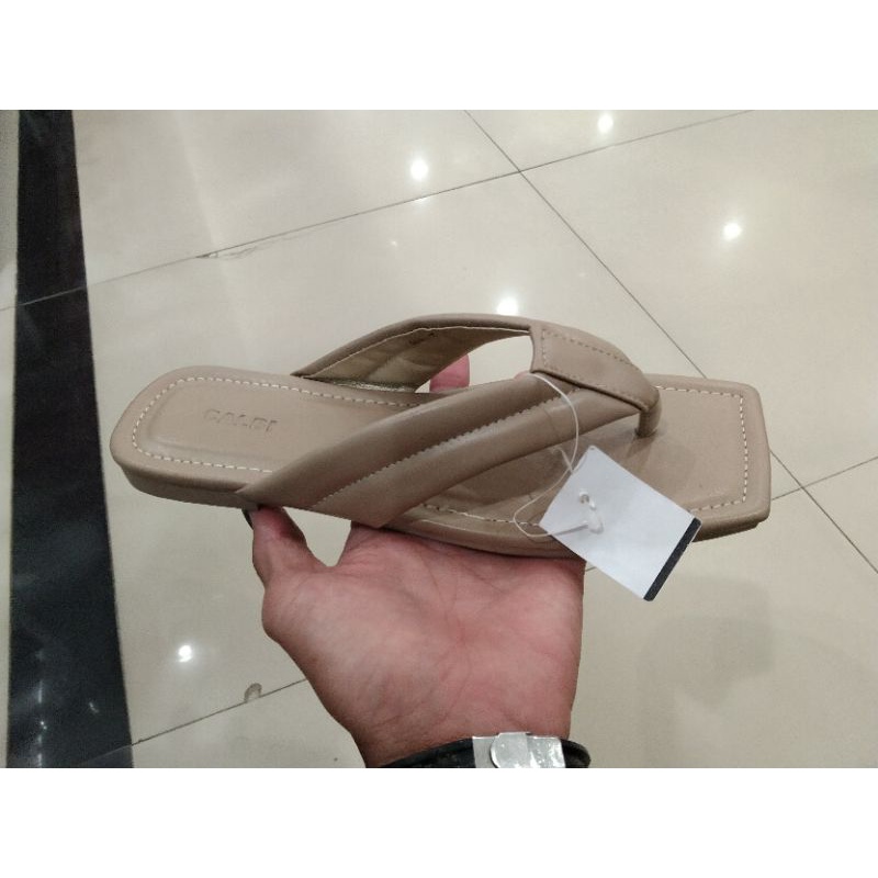 SANDAL TEPLEK CALBI ORIGINAL PEREMPUAN