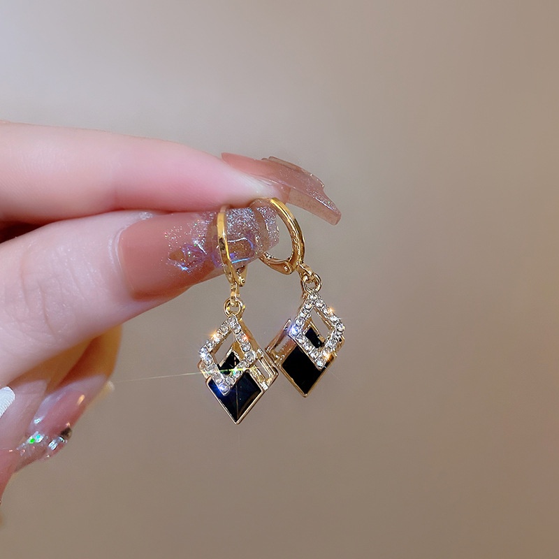 Anting Berlian Imitasi Bentuk Double Diamond Warna Hitam Untuk Pernikahan