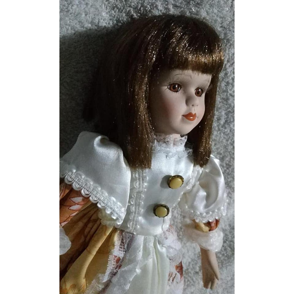 boneka porcelain rambut bob