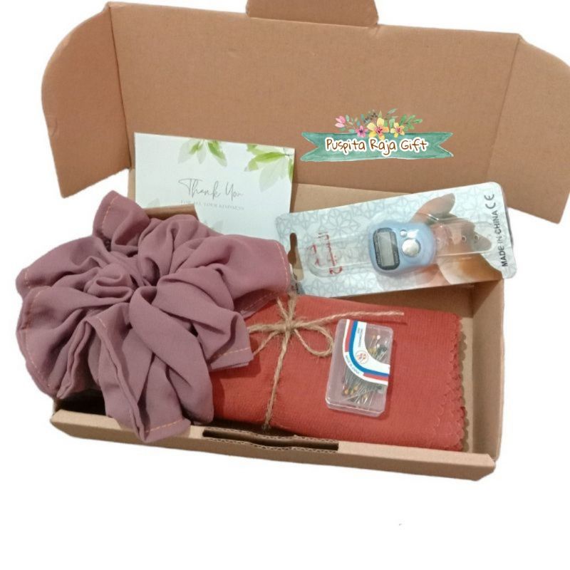

hampers hijab kecil, souvernir hijab,giftbox hijab bross