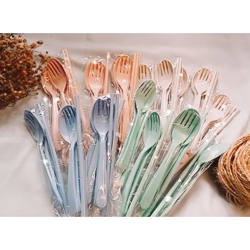 Souvenir Pernikahan Set Sendok Garpu dan Sumpit