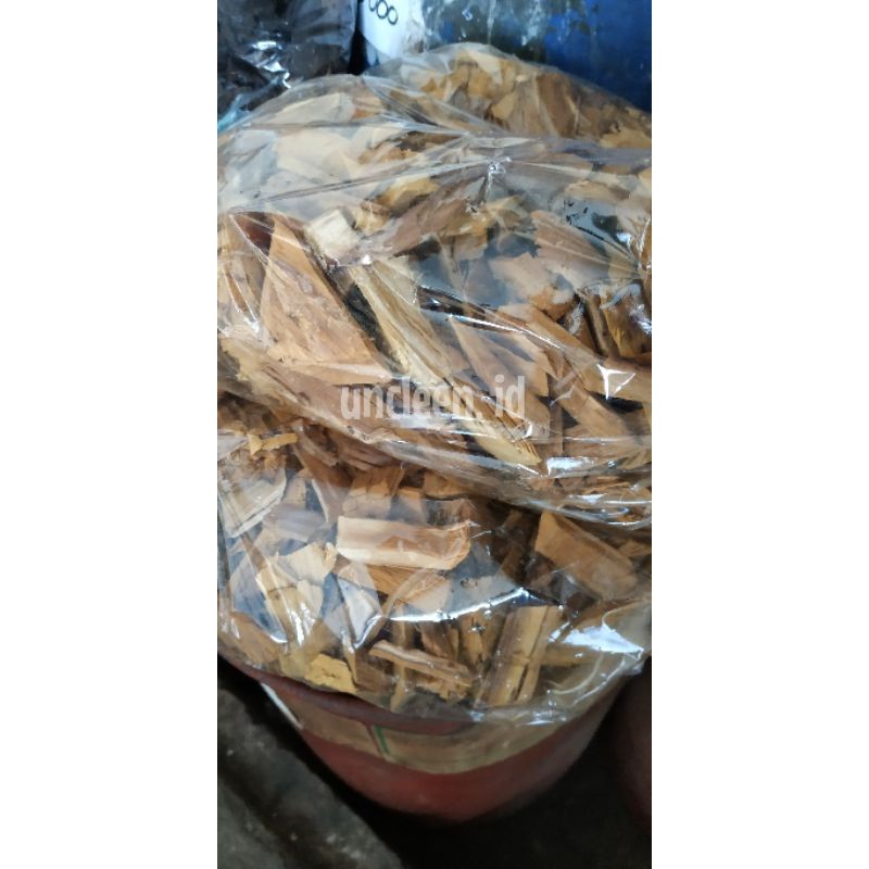 

Kayu Teger 1 Kg - Pewarna Alami Batik Shibori Ecoprint (Kuning Alami)