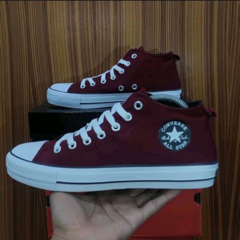 sepatu semi boot converse