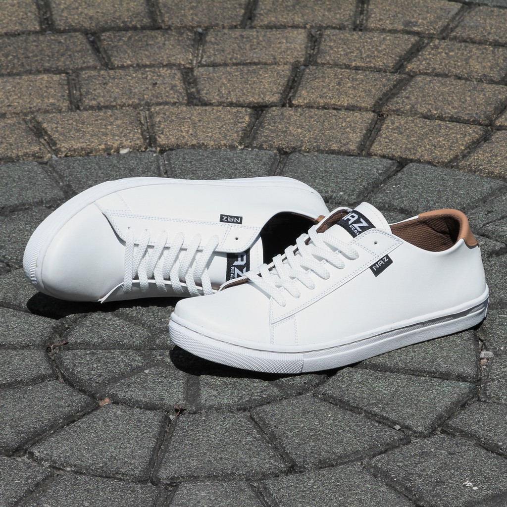 MAXX WHITE |ManNeedMe x NAZ| Sepatu Sneakers Pria Casual Shoes Kets Side Sitch (Jahit Sol) ORIGINAL