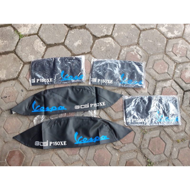 cover tepong vespa excel