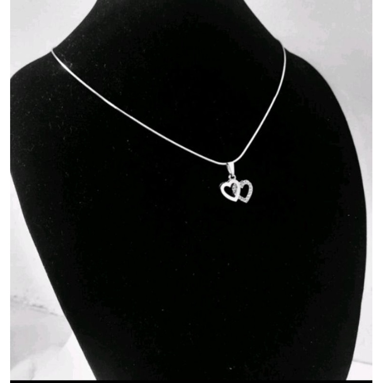 KALUNG BELUT BULAT TITANIUM SIVER LIONTIN LOVE DOBEL WANITA