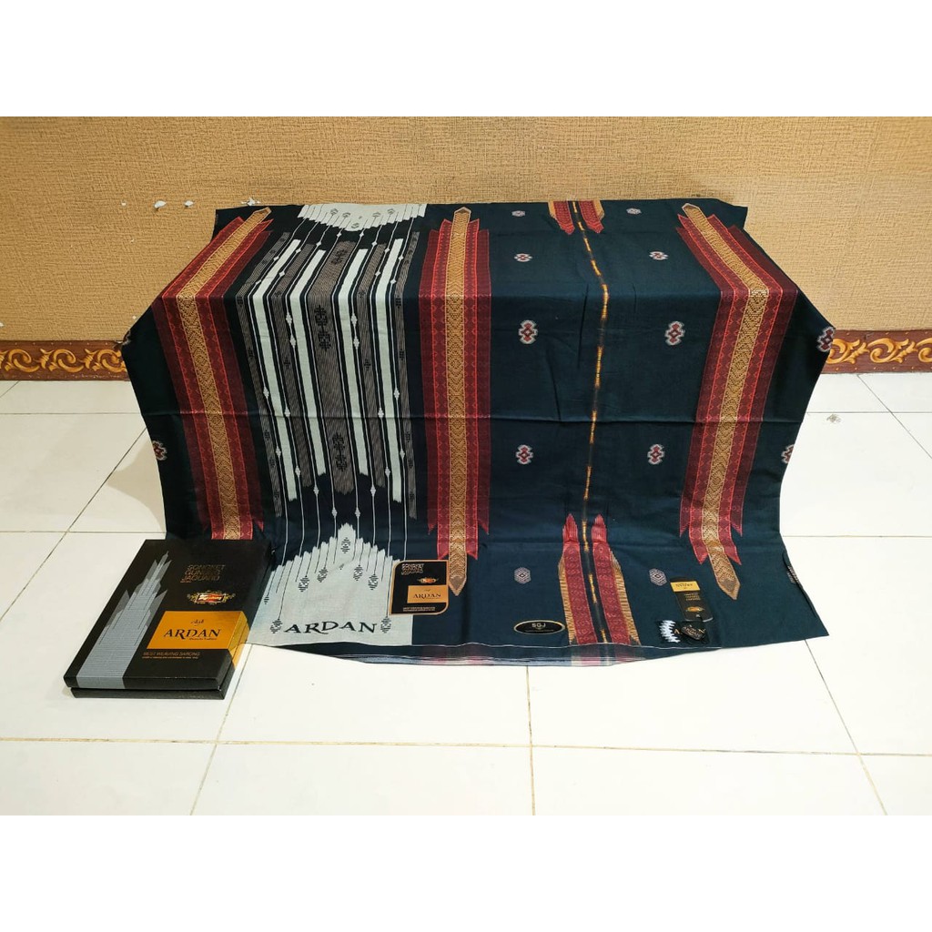 Sarung Tenun Ardan SGJ Black Edisi 01 stara wadimor atlas gajah duduk sapphire