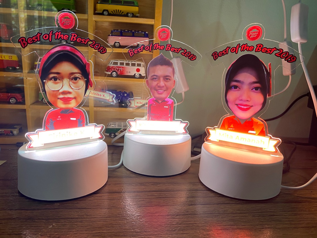 Plakat Akrilik Led Custom Murah Surabaya