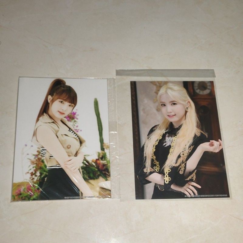 IZONE Yena Buenos PP & Hitomi Vampire PP