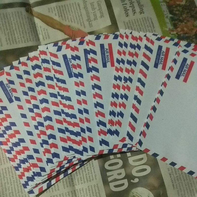 

1 lembar Amplop 9,5 X 15,2 cm (tanggung/sedang)