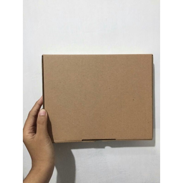 

box frem untuk ukuran 5r dan bubble wrap