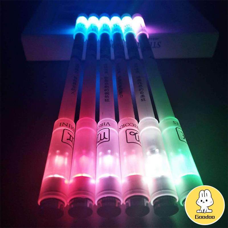 【Ready Stock】Spinning Pen Rotating LED Pena netral Gaming Ballpoint Luminous Pen Alat Tulis for Beginner Rotating -Doo