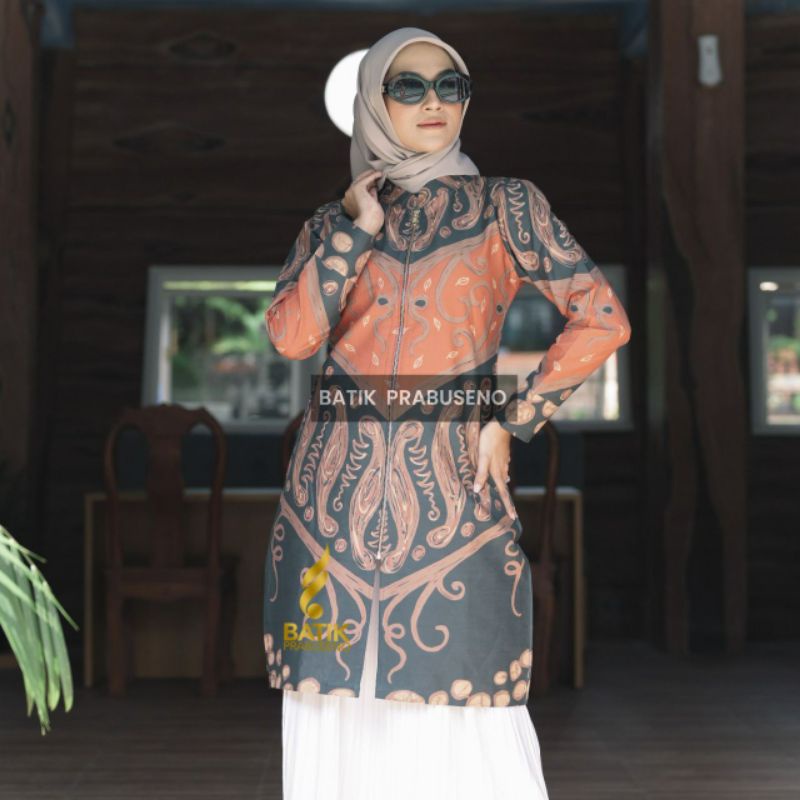 INDIRA HIJAU Tunik Batik Wanita Prabuseno Zipper Depan Model Kekinian Katun Halus Adem Modern Nyaman Di pakai Buat Acara Kondangan dan Kerja kantoran Elegan Bisa COD