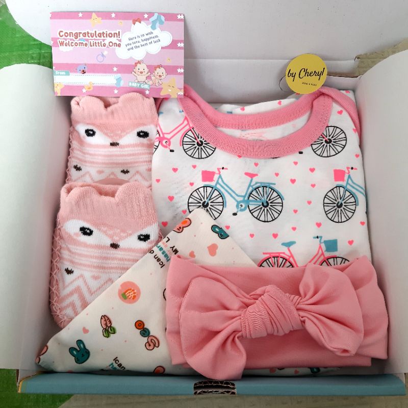 HAMPERS BAYI 6-12 MONTHS/KADO BAYI/JUMPER BAYI SEGIEMPAT