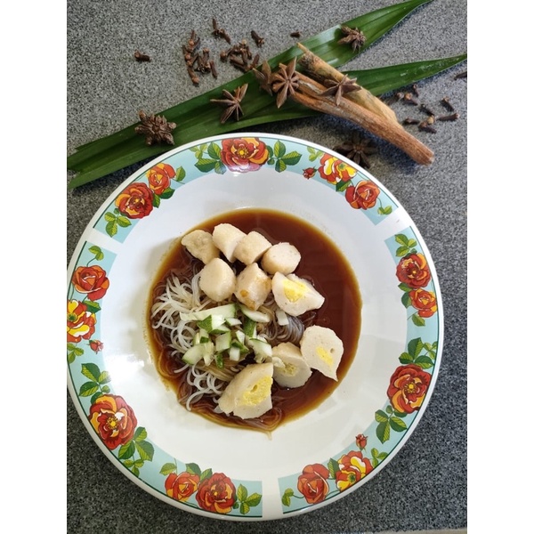 

Pempek / Mpek Mpek Ikan Tengiri Mama Ida