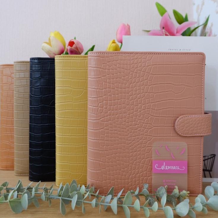 

Harga Minggu Ini Binder A5 20ring B5 26ring Polos Tekstur Croco Croxy Warna Earth Tone Pastel Bumi Gratis Kertas Pulpen | Demnacs