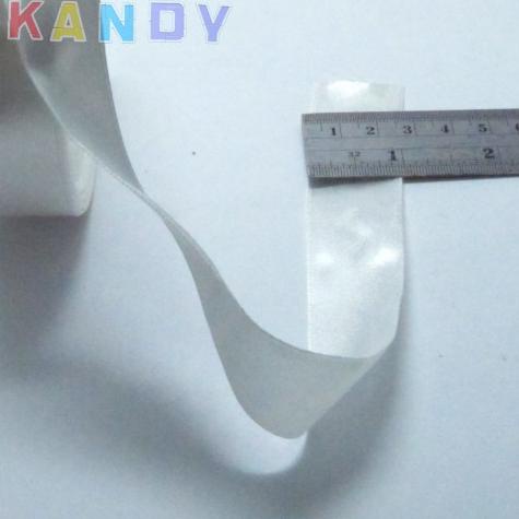 

✦ Pita Saten 1" 25Y Broken White 2 - PAK ➽