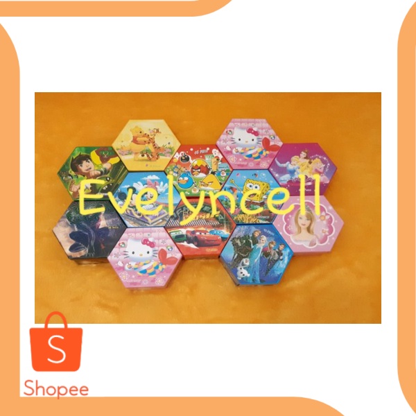 

Crayon 4 in 1 Set dengan 4 susun isi 46 pcs untuk mewarnai dan mengga