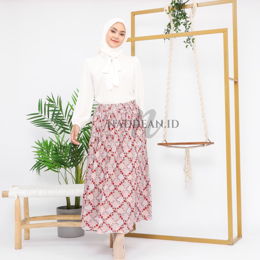 Rok Plisket Prisket Import/ Maxi Skirt Motif Bunga Vintage Pastel