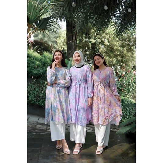 VEENA TUNIK (Ld 106 Pjg 101)