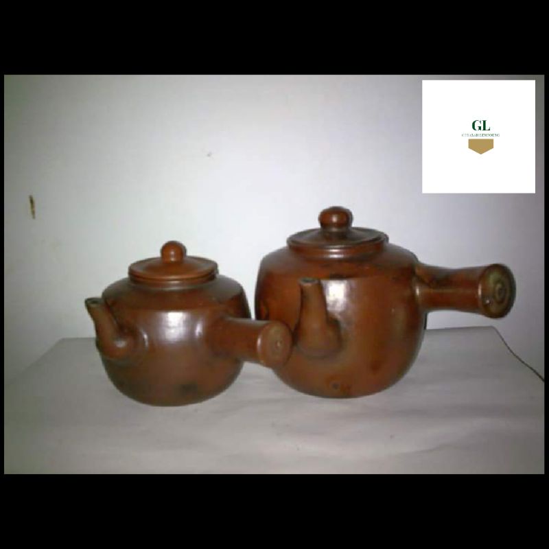 KENDI JAMU / GERBAH TANAH LIAT