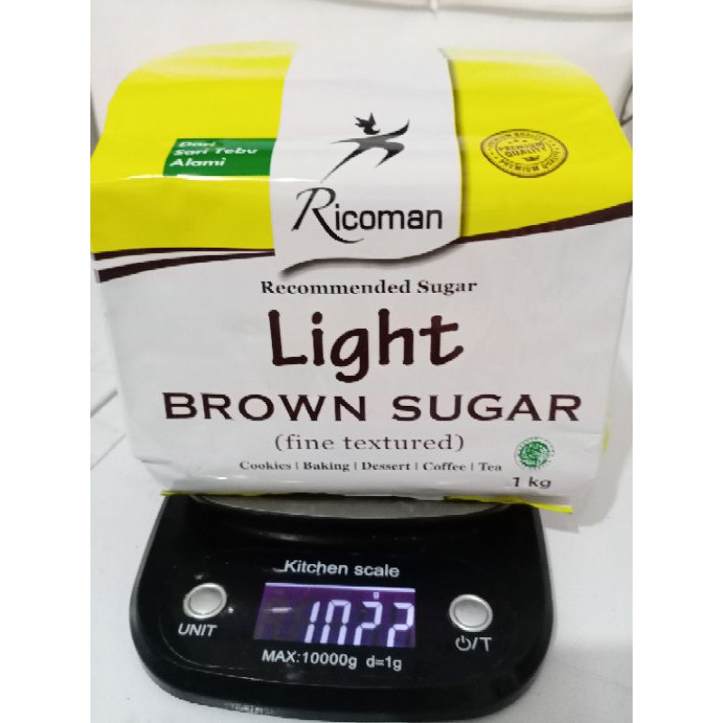

Ricoman light brown sugar 1kg Halal mui