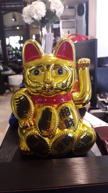 lucky cat /kucing rejeki/kucing hoki/kucing maneko neki baterai 16.5cm