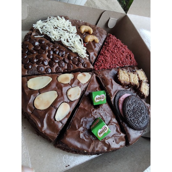 

Pizza Browniesownies Premium /skat brownies / fudgy brownies / brownies Panggang