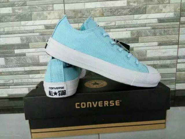 Sepatu Converse Chuck Taylor CT Ice Blue Cewek Cowok Sneakers Keren Murah