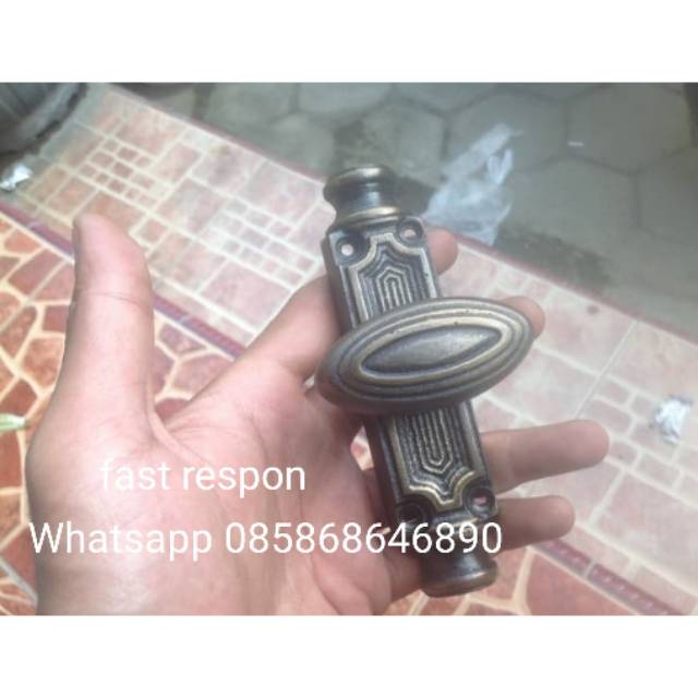 Kunci gembok spanyol /espanyolet kuningan antik