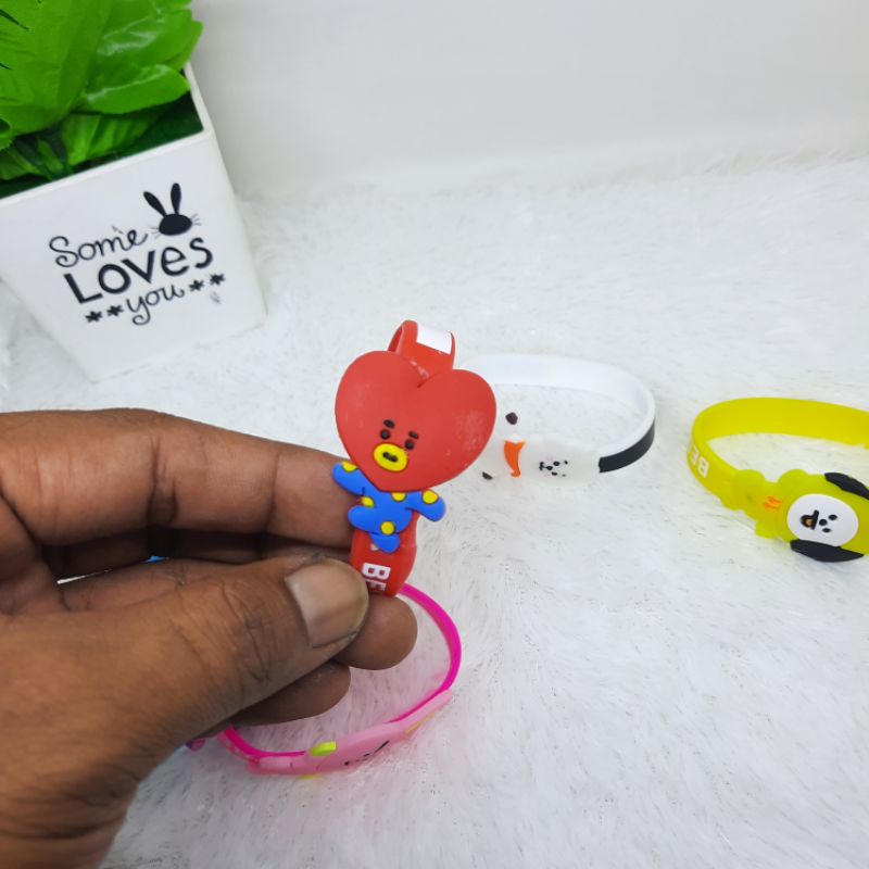 Gelang Karet Karakter K-pop