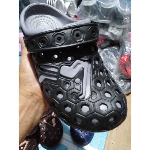 Golfer - Sendal Kokop Baim Karet Motif Lubang Size 40 - 44