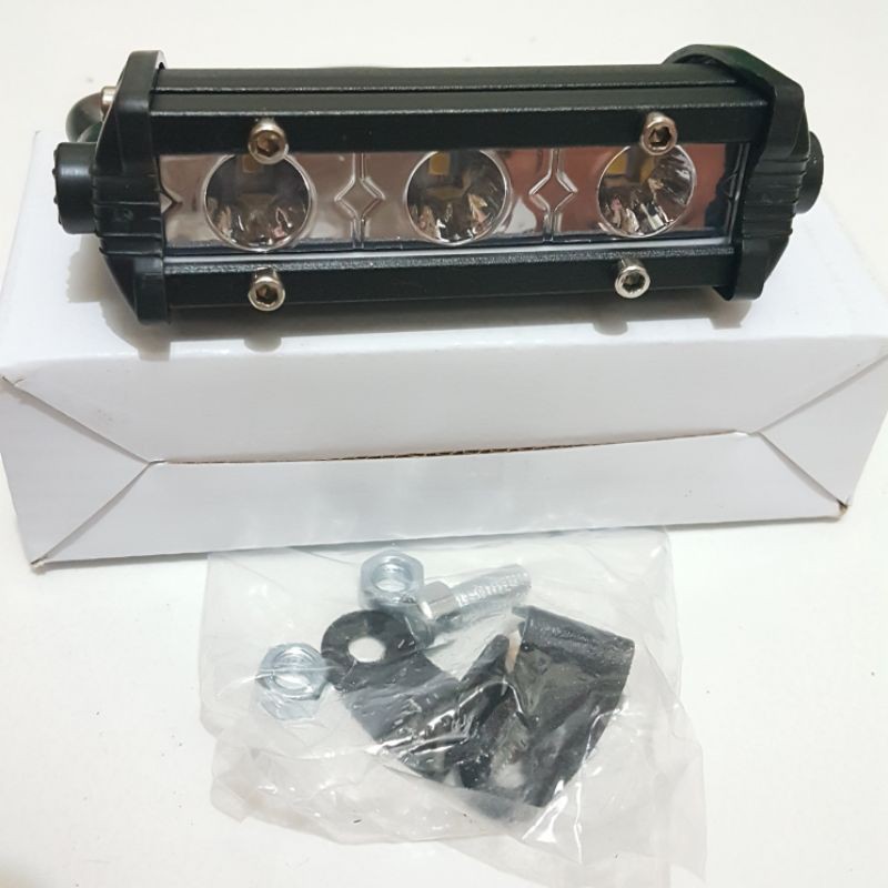 LAMPU TEMBAK/LAMPU SOROT 3 MATA.LED UNIVERSAL