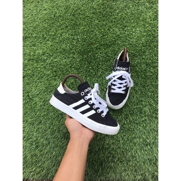 adidas court vantage