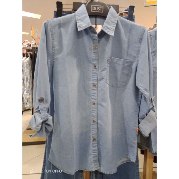 kemeja jeans wanita dust100%