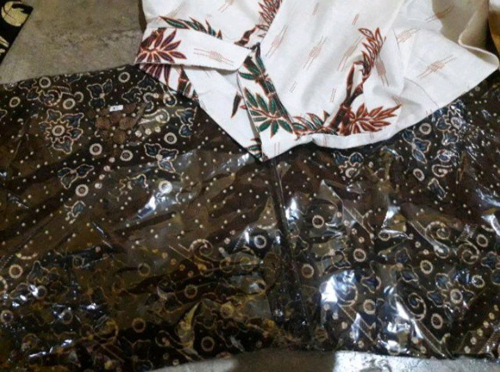 Batik Couple Keluarga Sania Ruffle Ori Ndoro Jowi Dnt Motif Mataram Ht