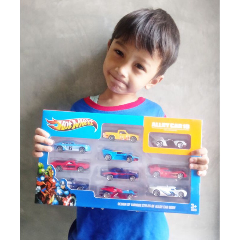 AJ HotWheel Super Hero Avenger Isi 10pcs Murah/ Mainan Mobil HotWheel Set Isi 10pcs