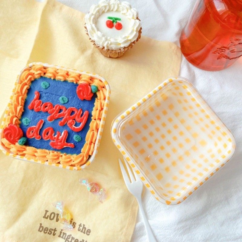 BOX CAKE / GORENGAN / JAJANAN ISI 10 PCS WARNA RANDOM - BENTUK KOTAK