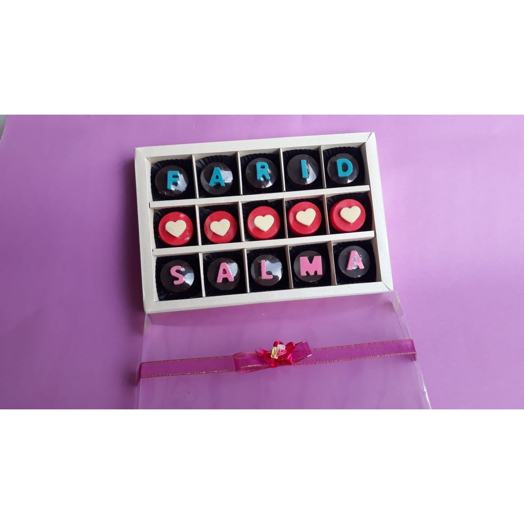 

PESENAN COSTUM VIA CHAT coklat huruf cantik untuk kado oraang tersayang