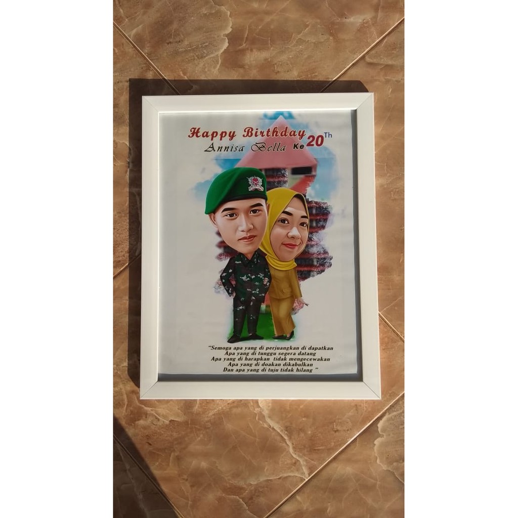 KADO  WISUDA  KADO WEDDING KARIKATUR NIKAHAN KARIKATUR ULANG TAHUN