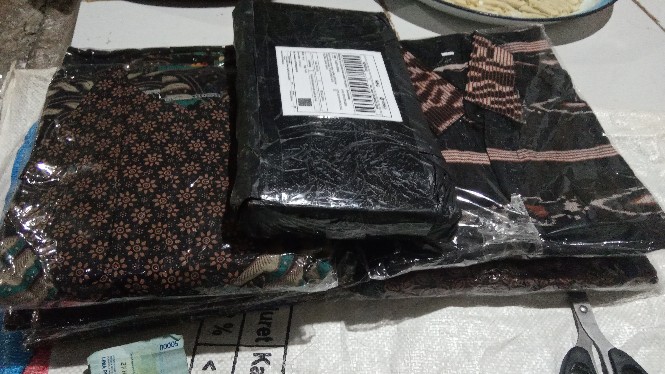 Batik Couple Keluarga Terbaru  Sania Ruffle Ori Ndoro Jowi Dnt