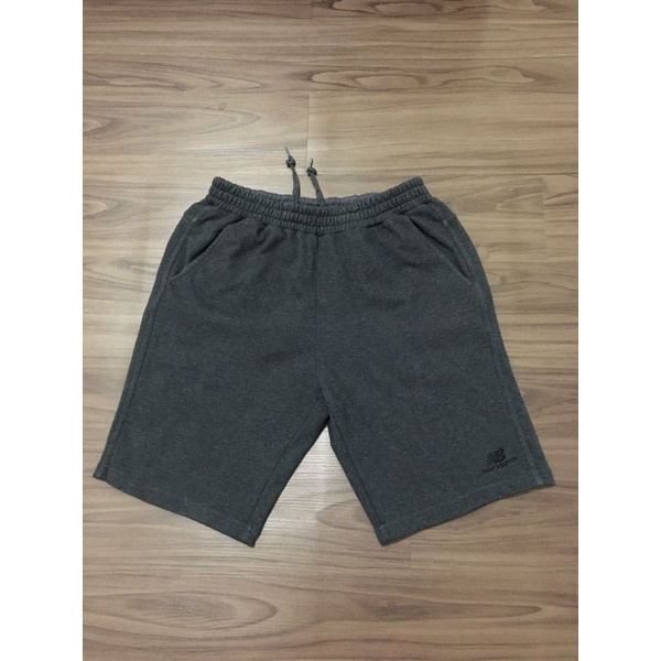 CELANA PENDEK PRIA NEW BALANCE ORIGINAL