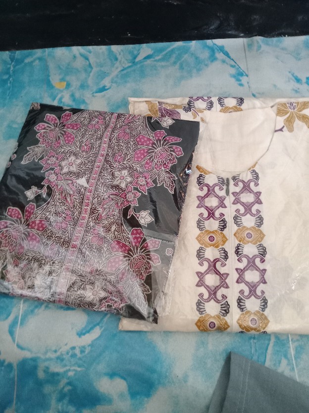 Grosir Terlaris Genes Jelita Tunic Navbor Yelbor Whitbor Creambor Tunik Batik Modern