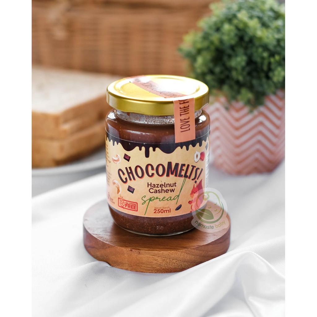 

CHOCOMELTS HAZELNUT CASHEW SPREAD 250ML