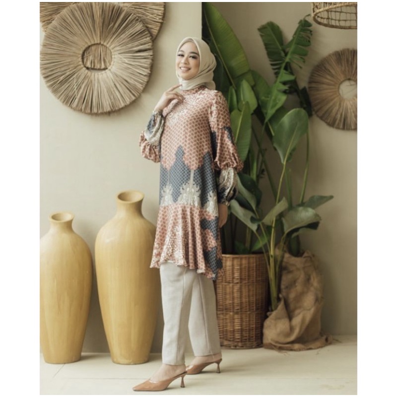 Preloved bali tunik wearing klamby