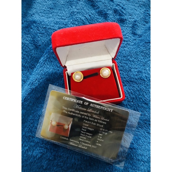 anting emas mutiara air laut