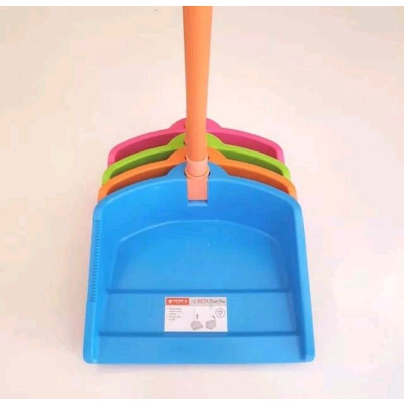 Pengki / serok sampah plastik ( sodokan sampah ) Lion Star Plastik